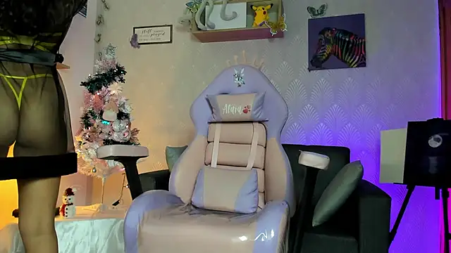 Alaia Love77 online show from December 1, 10:56 pm