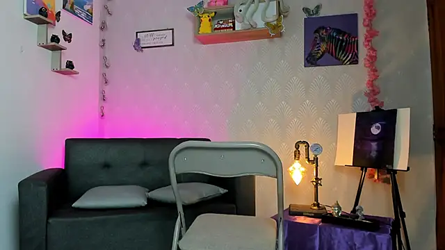 Alaia Love77 online show from October 2, 10:59 pm