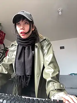 EemaHaruki online show from October 16, 7:49 pm