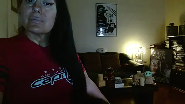 mandaloriangirls online show from November 7, 7:30 pm