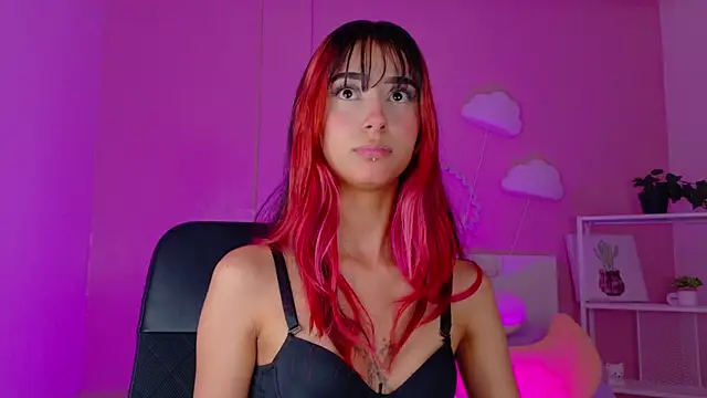 ParisFox  online show from December 22, 8:23 pm