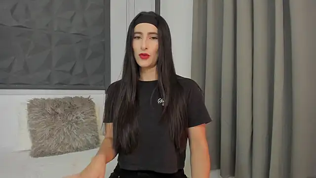 SaraGomez1 online show from November 21, 1:46 pm