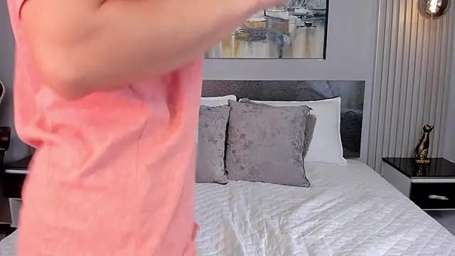 SaraGomez1 online show from July 12, 4:08 pm