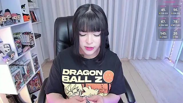 misshoneyxxx online show from September 30, 4:18 am