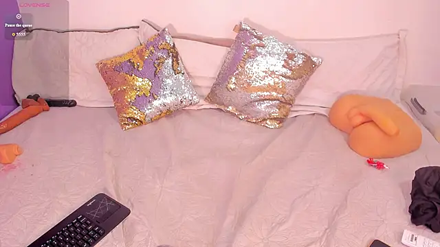 cookplleaser online show from April 8, 7:27 pm