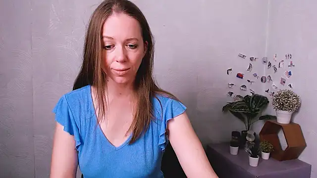 GloriaSi  online show from June 15, 4:45 am