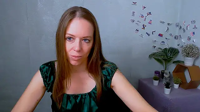 GloriaSi  online show from July 9, 2:58 am