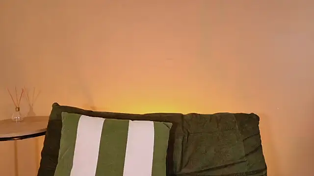 miaa lux online show from March 20, 6:57 pm