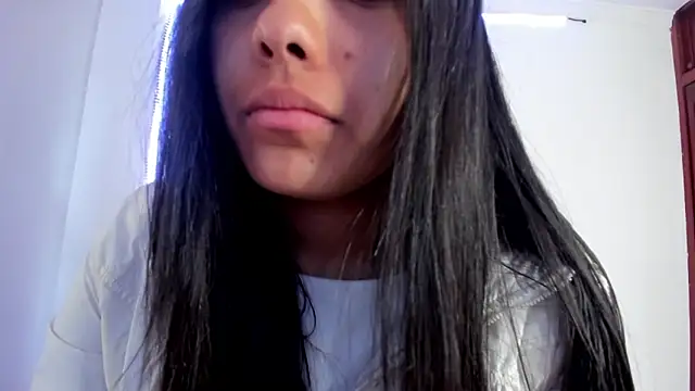 anniesweet- online show from April 20, 1:25 pm