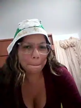 Carliina Soussa online show from December 17, 10:36 pm