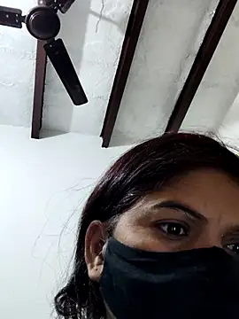 illay love online show from October 20, 3:09 am