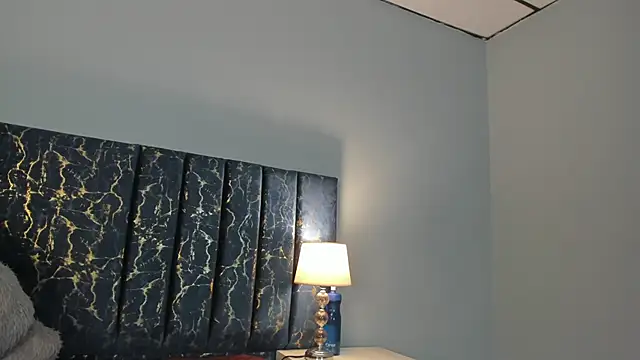 Snapshot of Sophia_Lemos chatting on October 23, 2:01 pm Sophia Lemos online show from October 23, 2:01 pm