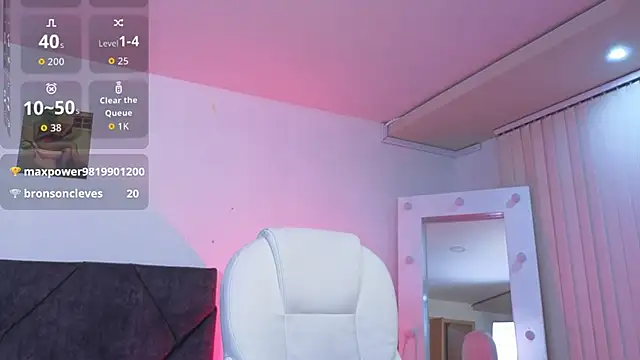 amy fox2 online show from March 28, 2:05 pm