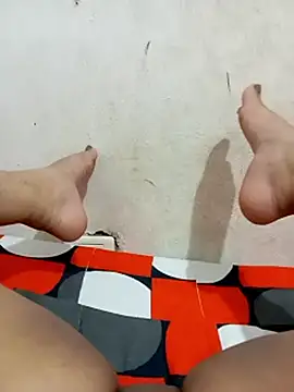 ambarlennoix online show from November 8, 7:46 am