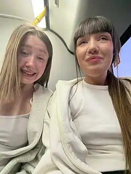 Sophie Avory online show from April 10, 5:08 pm