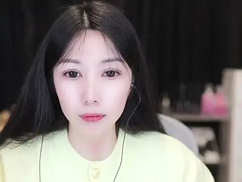 Nuyoah-77 online show from October 25, 3:19 pm