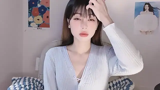 -Hottie online show from January 12, 4:01 pm