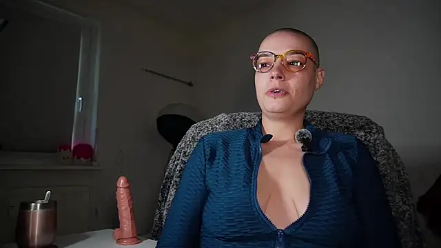 SweetSugarhontas online show from April 3, 6:33 am