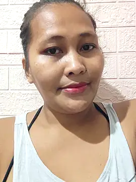 Sweetchuby1995 online show from March 19, 1:48 pm