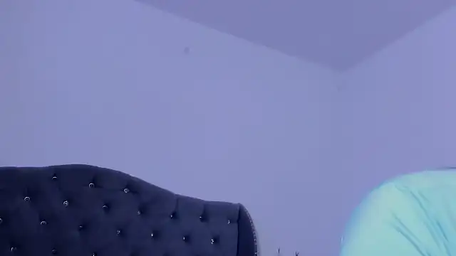 SarahStones online show from May 29, 8:34 am