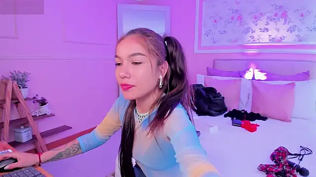 scarlet castro online show from February 28, 8:19 pm