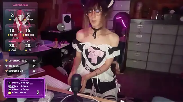 piou-sissy online show from October 8, 10:14 pm