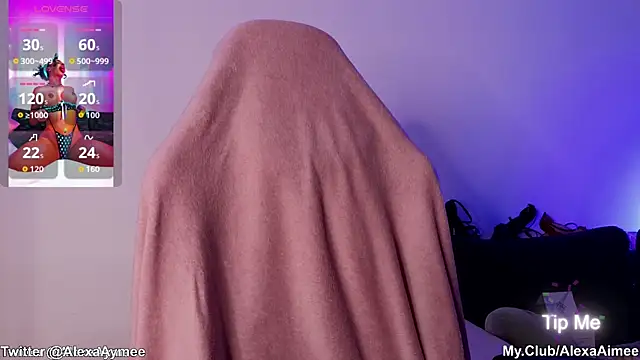 AlexaAimee online show from October 8, 1:54 am