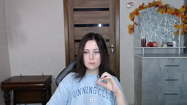 Snapshot of Kristy-Max chatting on October 8, 10:14 pm Kristy-Max online show from October 8, 10:14 pm