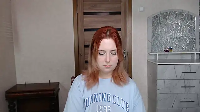 Snapshot of Kristy-Max chatting on September 22, 10:14 am Kristy-Max online show from September 22, 10:14 am