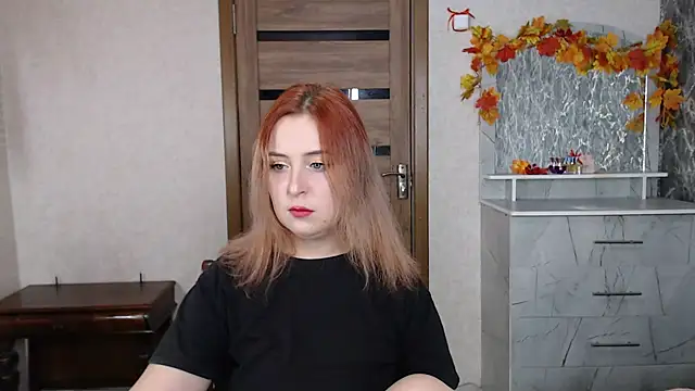 Snapshot of Kristy-Max chatting on September 27, 6:37 pm Kristy-Max online show from September 27, 6:37 pm