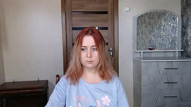 Snapshot of Kristy-Max chatting on September 24, 10:36 am Kristy-Max online show from September 24, 10:36 am
