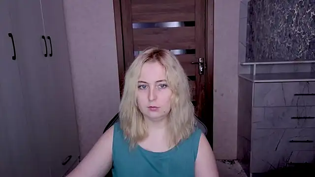 Kristy-Max online show from March 20, 9:03 am