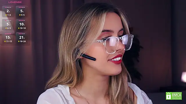 FannyHewson online show from September 12, 8:16 pm