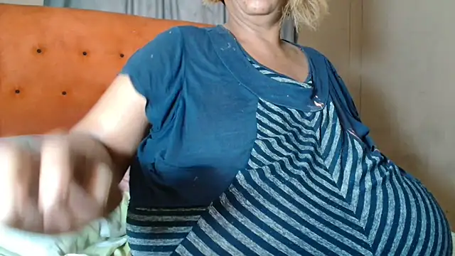 tinagiant online show from March 28, 8:36 am