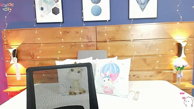 dahiana spark online show from September 11, 8:09 pm