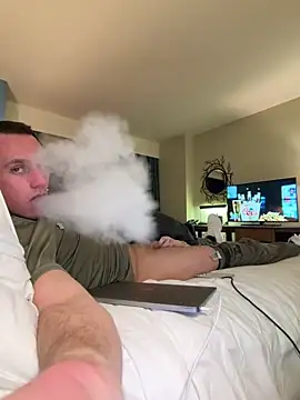 PeytonJohnn online show from March 3, 11:44 pm