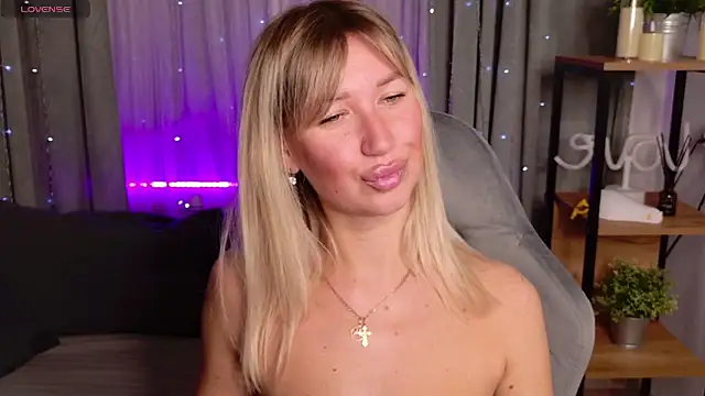 MilaBott online show from September 12, 8:16 pm