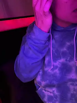 SummerV91 online show from February 9, 6:15 am