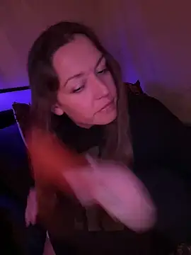 SummerV91 online show from February 3, 4:32 am