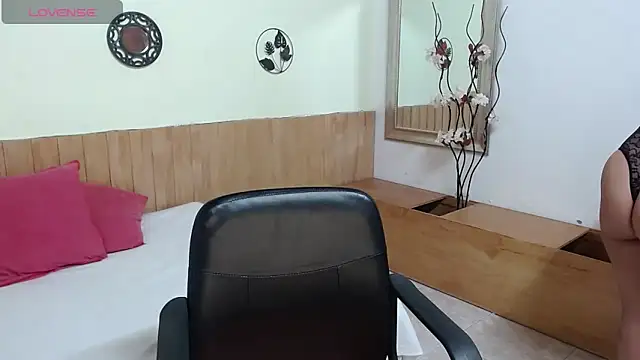 Suxxxy  online show from October 15, 3:03 pm