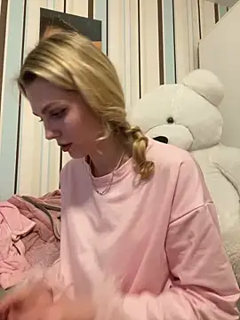 Liya my online show from February 9, 7:49 pm