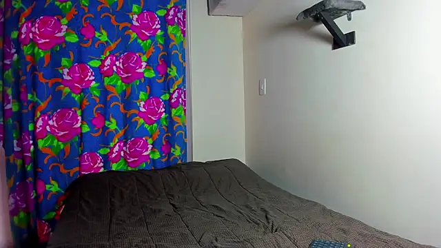 leondevereda online show from November 14, 5:46 pm