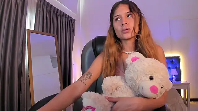 Tamy edwards online show from October 30, 9:05 pm