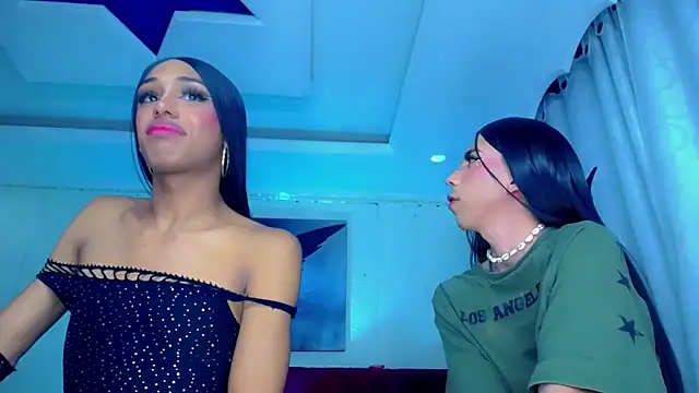 NahomiCamper online show from October 29, 12:37 am