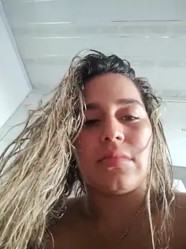 LaurenWelly  online show from February 21, 9:04 pm