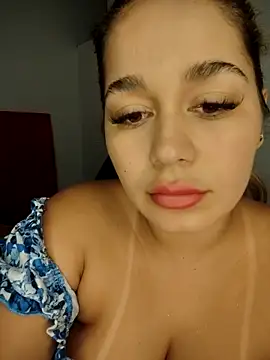 LaurenWelly  online show from November 28, 8:56 pm