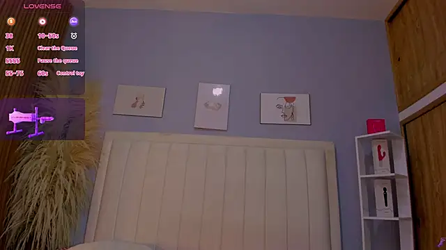 Paula-Brown1 online show from October 15, 7:05 pm