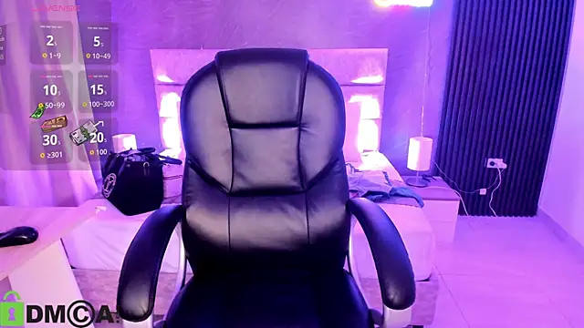 Cristal  adams online show from October 9, 12:42 pm