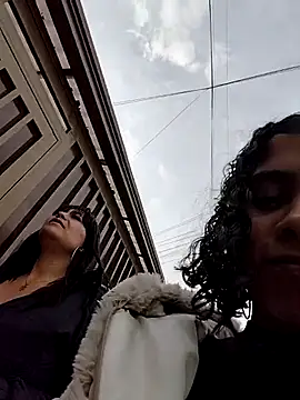 NINA 18 YEARS online show from February 5, 9:18 pm