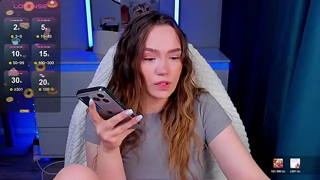 Evia r0se online show from March 12, 1:25 pm